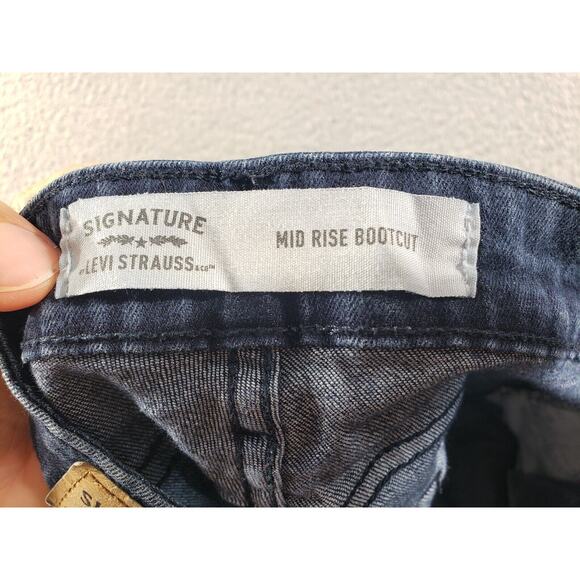 Levi's Jeans Women's 10 Blue Denim Mid Rise Bootcut Cotton Stretch 30x32 - Picture 12 of 15